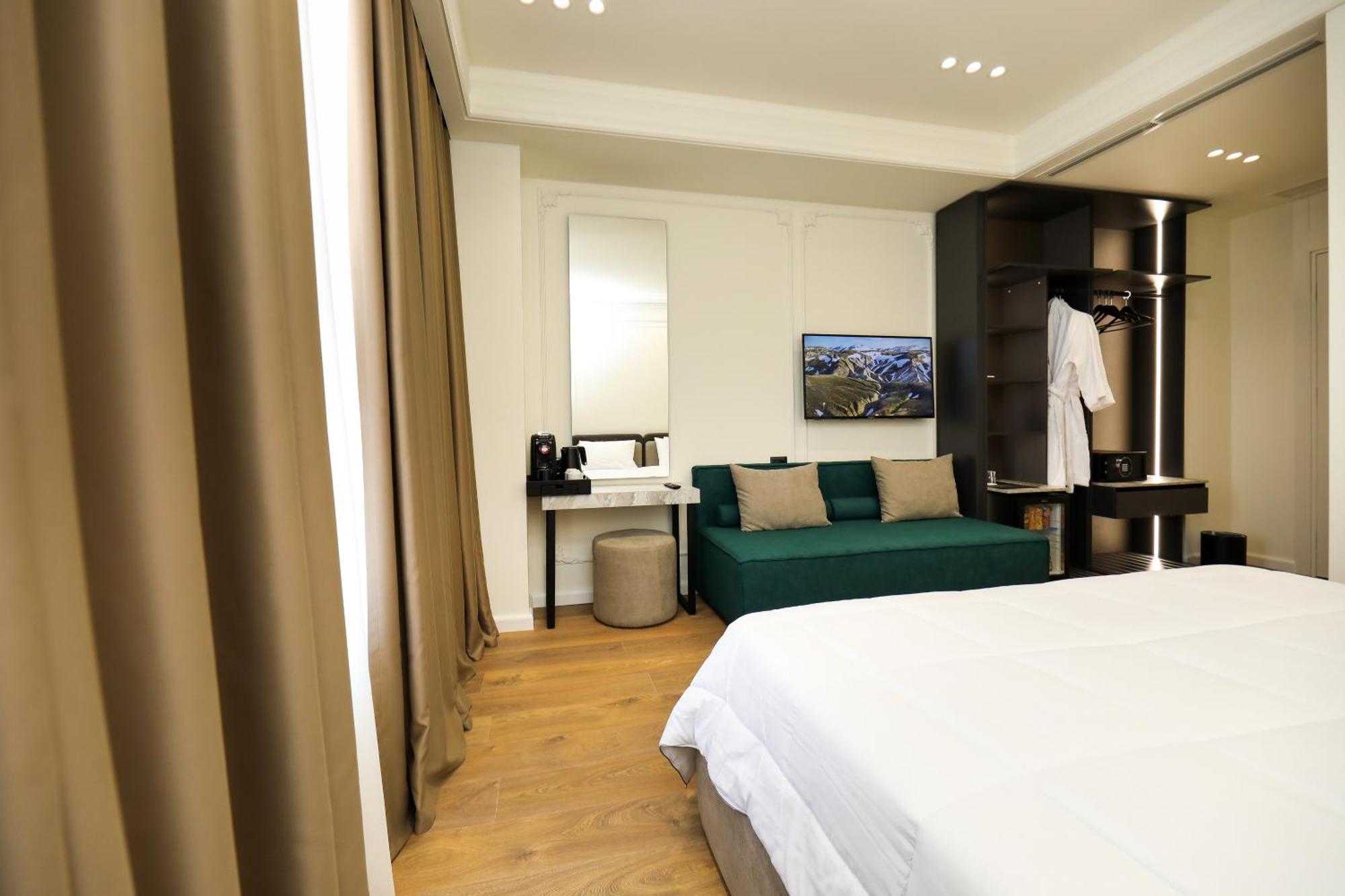 Hotel Adore วญอเรอ ภายนอก รูปภาพ